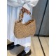 New Korean-style versatile beach bag, small square bag, fashionable straw woven mobile phone bag, high-end commuting underarm bag for women