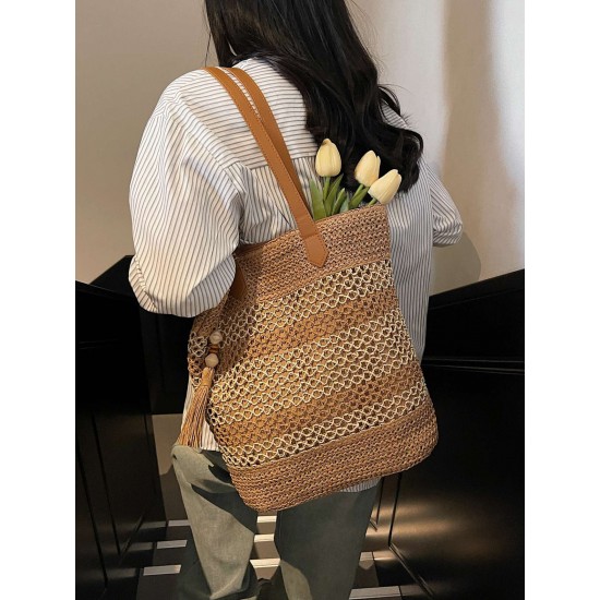 The 2025 summer new tassel fashion and versatile hollowed-out woven bag, straw woven bag, beach bag, single-shoulder bag and women's bag The 2025 summer new tassel fashion and versatile hollowed-out woven bag, straw woven bag, beach bag, single-shoulder bag and women's bag