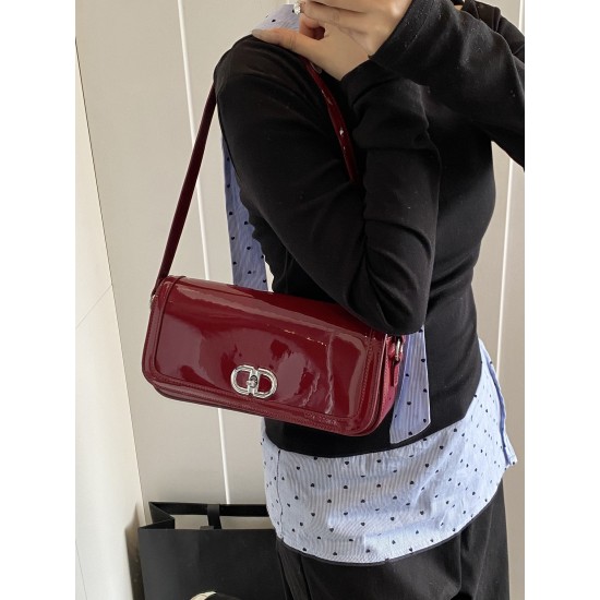 The new fashionable underarm square bag from Europe and America in 2025, with a high-end and elegant style, is a portable single-shoulder crossbody bag for women The new fashionable underarm square bag from Europe and America in 2025, with a high-end and elegant style, is a portable single-shoulder crossbody bag for women