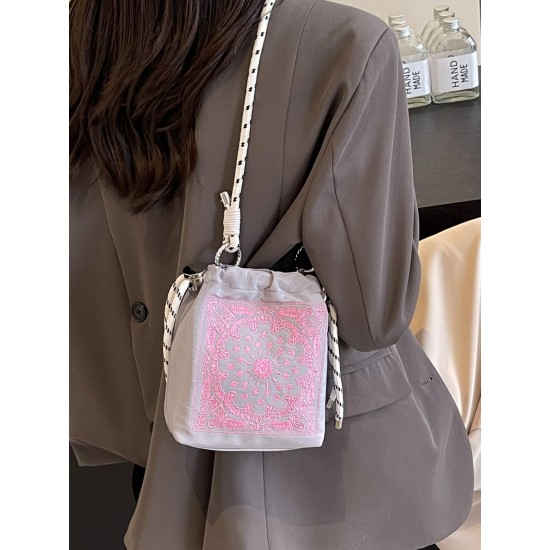 Summer new Chinese-style embroidered canvas bag, women's casual and versatile single-shoulder crossbody bag, commuting mobile phone bag Summer new Chinese-style embroidered canvas bag, women's casual and versatile single-shoulder crossbody bag, commuting mobile phone bag
